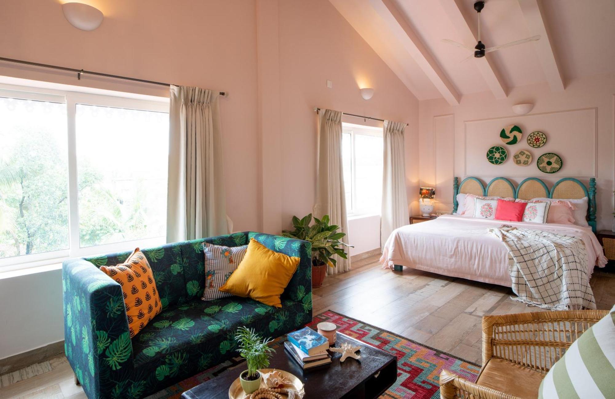 Elivaas 5 Bhk With Pvt Pool, Entertainment Room & Glass House - Bludoor Marmagao Buitenkant foto