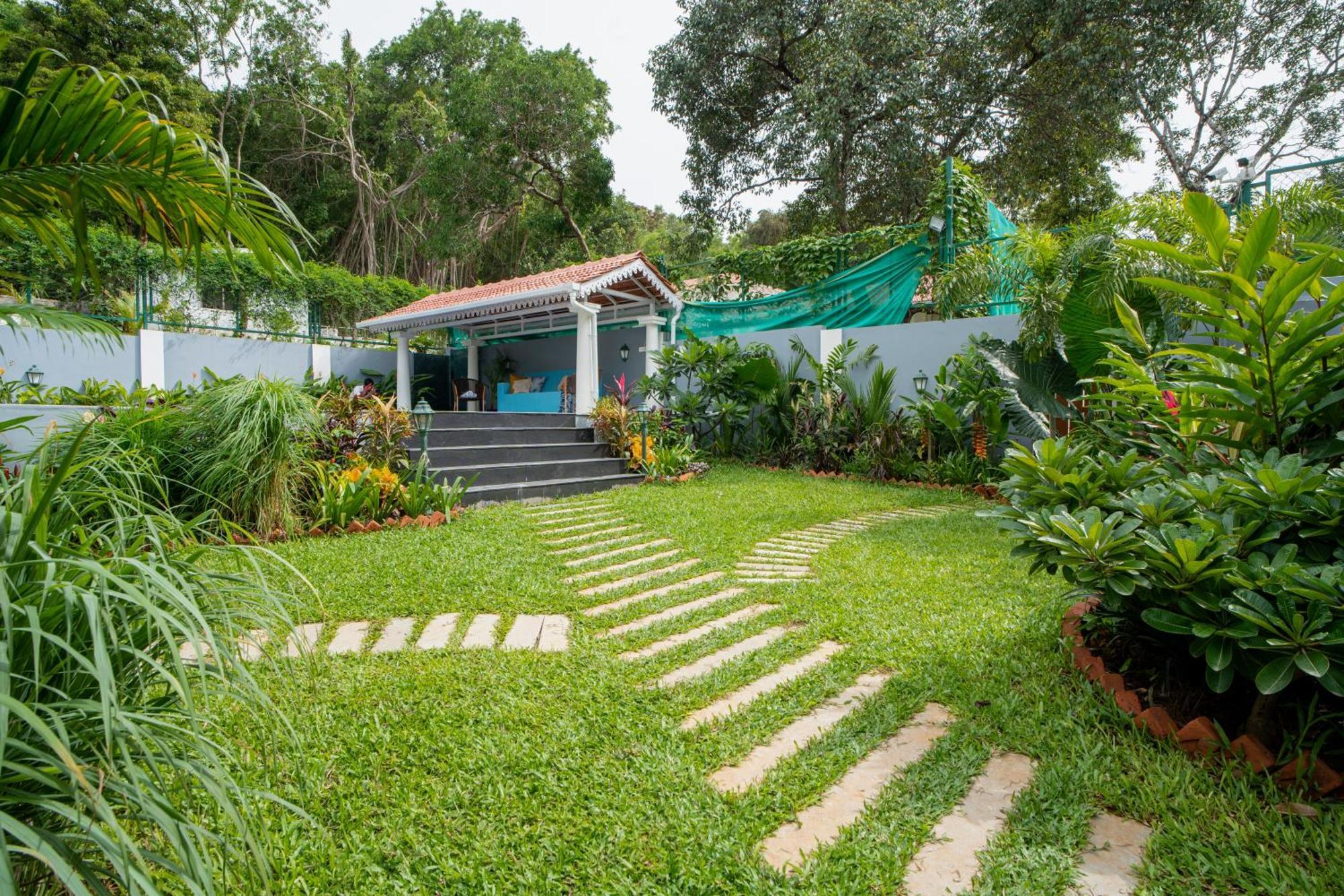 Elivaas 5 Bhk With Pvt Pool, Entertainment Room & Glass House - Bludoor Marmagao Buitenkant foto